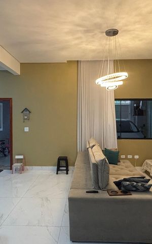 Casa à venda com 225m², 4 quartos e 2 vagas Casa à venda com 225m², 4 quartos e 2 vagasSala - Sala de Jantar