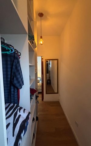 Casa à venda com 225m², 4 quartos e 2 vagas Casa à venda com 225m², 4 quartos e 2 vagasSuite Closet