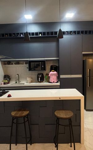 Casa à venda com 225m², 4 quartos e 2 vagas Casa à venda com 225m², 4 quartos e 2 vagasSala - Sala de Jantar - Cozinha