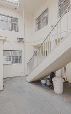 Casa à venda com 259m², 4 quartos e 2 vagas Casa à venda com 259m², 4 quartos e 2 vagasÁrea de Serviço