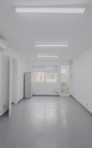Casa à venda com 259m², 4 quartos e 2 vagas Casa à venda com 259m², 4 quartos e 2 vagasSuíte