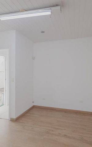 Casa à venda com 259m², 4 quartos e 2 vagas Casa à venda com 259m², 4 quartos e 2 vagasQuarto 3