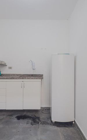 Casa à venda com 259m², 4 quartos e 2 vagas Casa à venda com 259m², 4 quartos e 2 vagasCozinha 1
