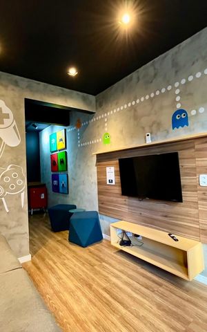 Apartamento à venda com 55m², 2 quartos e 1 vaga Apartamento à venda com 55m², 2 quartos e 1 vagaÁrea comum - Cinema