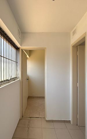 Apartamento para alugar com 80m², 2 quartos e 1 vaga Apartamento para alugar com 80m², 2 quartos e 1 vagaÁrea de Serviço