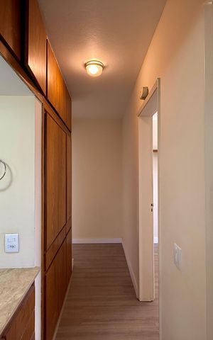Apartamento para alugar com 80m², 2 quartos e 1 vaga Apartamento para alugar com 80m², 2 quartos e 1 vagaCorredor Quartos
