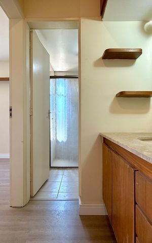 Apartamento para alugar com 80m², 2 quartos e 1 vaga Apartamento para alugar com 80m², 2 quartos e 1 vagaBanheiro