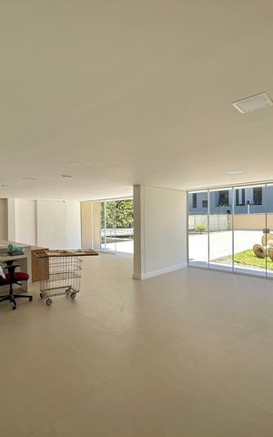 Apartamento para alugar com 80m², 2 quartos e 1 vaga Apartamento para alugar com 80m², 2 quartos e 1 vagaSalão de Festas