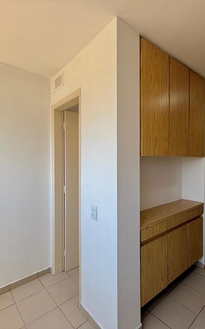 Apartamento para alugar com 80m², 2 quartos e 1 vaga Apartamento para alugar com 80m², 2 quartos e 1 vagaÁrea de Serviço