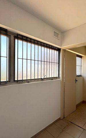 Apartamento para alugar com 80m², 2 quartos e 1 vaga Apartamento para alugar com 80m², 2 quartos e 1 vagaÁrea de Serviço