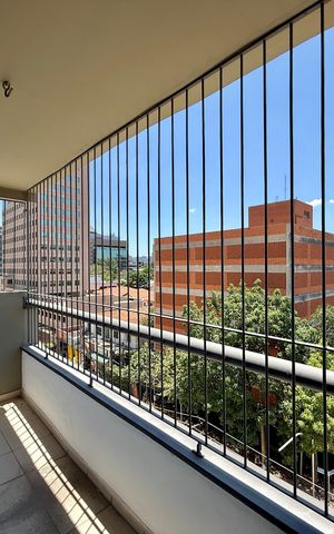 Apartamento para alugar com 80m², 2 quartos e 1 vaga Apartamento para alugar com 80m², 2 quartos e 1 vagaSala