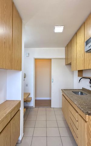 Apartamento para alugar com 80m², 2 quartos e 1 vaga Apartamento para alugar com 80m², 2 quartos e 1 vagaCozinha