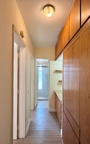 Apartamento para alugar com 80m², 2 quartos e 1 vaga Apartamento para alugar com 80m², 2 quartos e 1 vagaCorredor Quartos