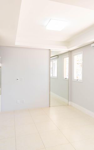 Casa de condomínio à venda com 116m², 2 quartos e 2 vagas Casa de condomínio à venda com 116m², 2 quartos e 2 vagasSala