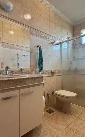 Casa para alugar com 271m², 3 quartos e 1 vaga
