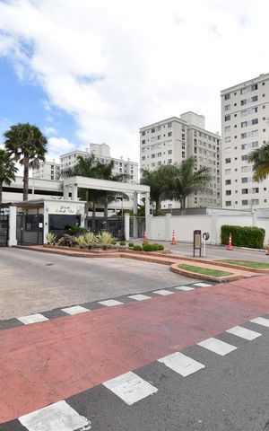Apartamento para alugar com 58m², 2 quartos e 1 vagaFachado do condomínio