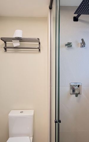 Studio para alugar com 29m², 1 quarto e sem vaga Studio para alugar com 29m², 1 quarto e sem vagaBanheiro