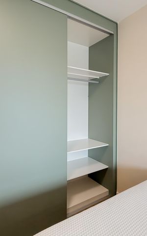 Studio para alugar com 29m², 1 quarto e sem vaga Studio para alugar com 29m², 1 quarto e sem vagaArmários