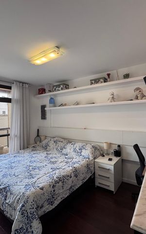 Apartamento à venda com 193m², 4 quartos e 3 vagas Apartamento à venda com 193m², 4 quartos e 3 vagasQuarto 1