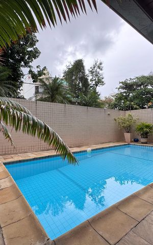 Apartamento à venda com 193m², 4 quartos e 3 vagas Apartamento à venda com 193m², 4 quartos e 3 vagasÁrea comum