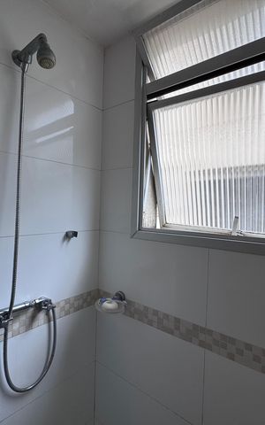 Apartamento à venda com 193m², 4 quartos e 3 vagas Apartamento à venda com 193m², 4 quartos e 3 vagasSuíte 1 - Banheiro