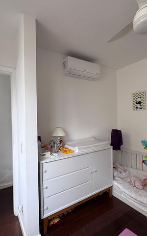 Apartamento à venda com 193m², 4 quartos e 3 vagas Apartamento à venda com 193m², 4 quartos e 3 vagasQuarto 2