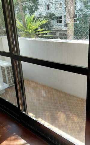 Apartamento para alugar com 220m², 3 quartos e 2 vagas