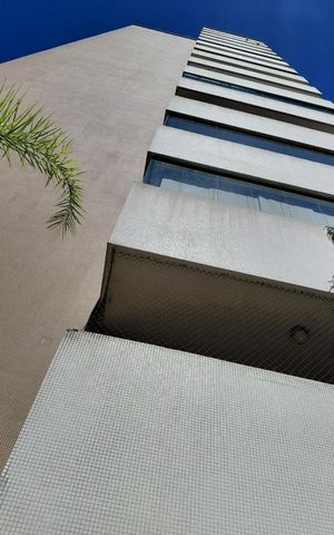 Apartamento para alugar com 220m², 3 quartos e 2 vagas