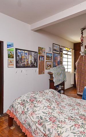 Casa à venda com 316m², 5 quartos e 2 vagas Casa à venda com 316m², 5 quartos e 2 vagasSuíte 2