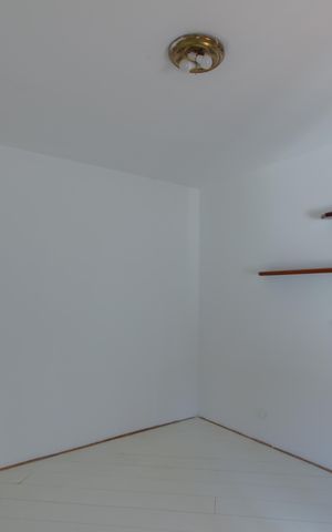 Casa à venda com 200m², 4 quartos e 2 vagas Casa à venda com 200m², 4 quartos e 2 vagasSuíte 2