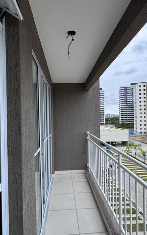 Apartamento à venda com 52m², 2 quartos e 1 vaga Apartamento à venda com 52m², 2 quartos e 1 vagaVaranda
