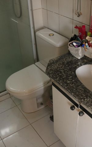 Apartamento à venda com 75m², 2 quartos e 2 vagasBanheiro 1