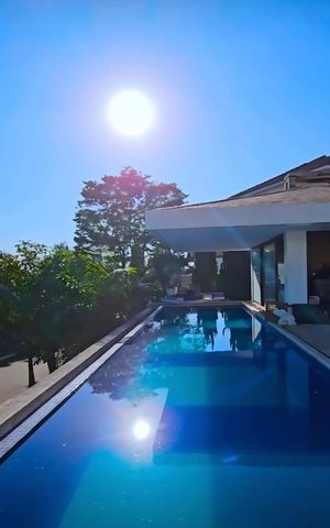 Casa de condomínio à venda com 531m², 4 quartos e 6 vagas