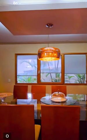 Casa de condomínio à venda com 531m², 4 quartos e 6 vagas