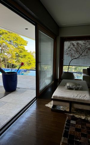 Casa de condomínio à venda com 531m², 4 quartos e 6 vagas