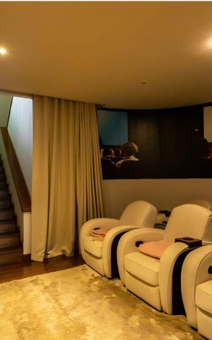 Casa de condomínio à venda com 531m², 4 quartos e 6 vagas