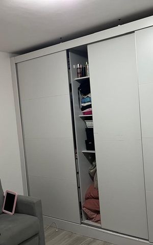 Casa à venda com 269m², 7 quartos e 8 vagas Casa à venda com 269m², 7 quartos e 8 vagasQuarto