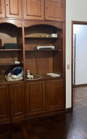 Casa à venda com 269m², 7 quartos e 8 vagas Casa à venda com 269m², 7 quartos e 8 vagasSala