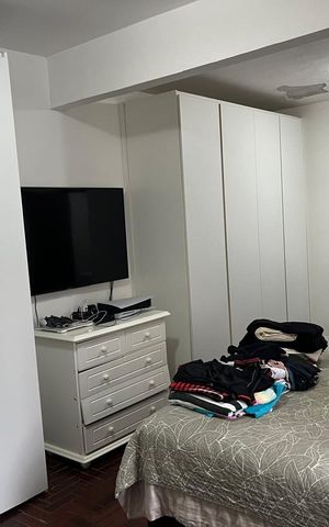 Casa à venda com 269m², 7 quartos e 8 vagas Casa à venda com 269m², 7 quartos e 8 vagasQuarto