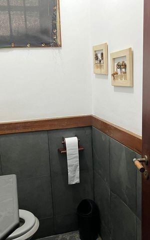 Casa à venda com 269m², 7 quartos e 8 vagas Casa à venda com 269m², 7 quartos e 8 vagasBanheiro