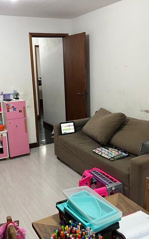 Casa à venda com 269m², 7 quartos e 8 vagas Casa à venda com 269m², 7 quartos e 8 vagasSala