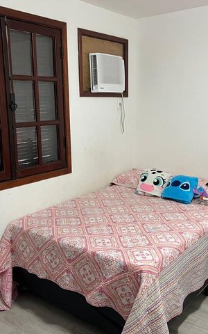 Casa à venda com 269m², 7 quartos e 8 vagas Casa à venda com 269m², 7 quartos e 8 vagasQuarto