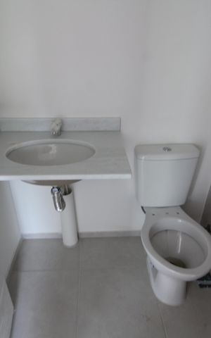 Apartamento à venda com 56m², 2 quartos e 1 vagaBanheiro Social