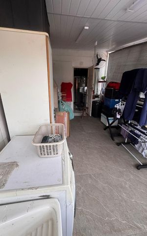 Casa à venda com 95m², 2 quartos e 1 vaga Casa à venda com 95m², 2 quartos e 1 vagaÁrea de serviço