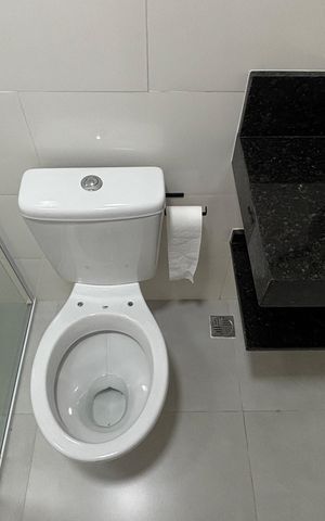 Apartamento à venda com 45m², 2 quartos e 1 vaga Apartamento à venda com 45m², 2 quartos e 1 vagaBanheiro