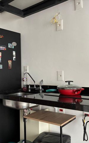 Studio à venda com 28m², 1 quarto e sem vaga Studio à venda com 28m², 1 quarto e sem vagaCozinha