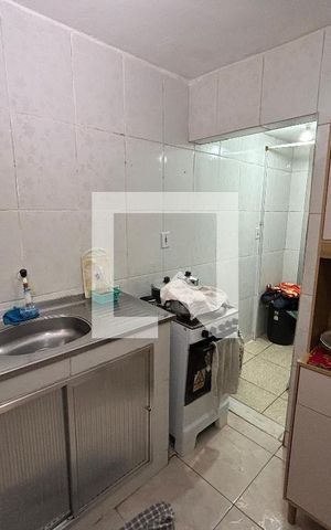 Casa para alugar com 40m², 1 quarto e sem vaga