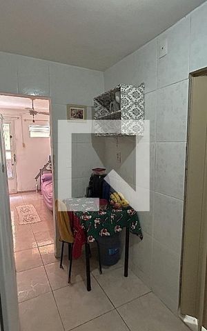 Casa para alugar com 40m², 1 quarto e sem vaga