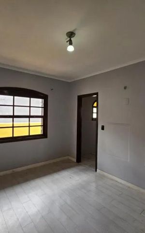 Casa à venda com 280m², 4 quartos e 2 vagas
