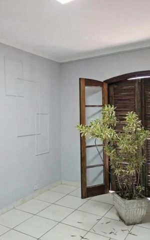 Casa à venda com 280m², 4 quartos e 2 vagas